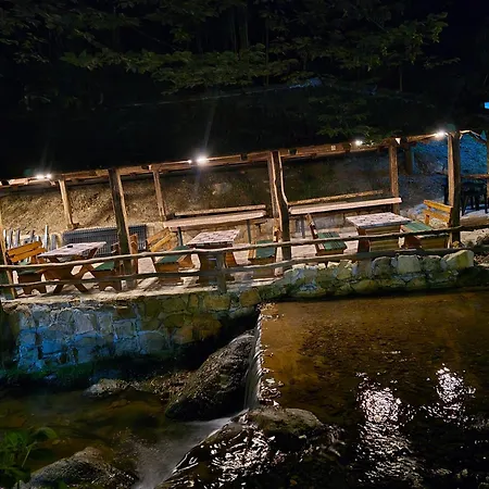 Etno Selo Bistrovo Lägenhet